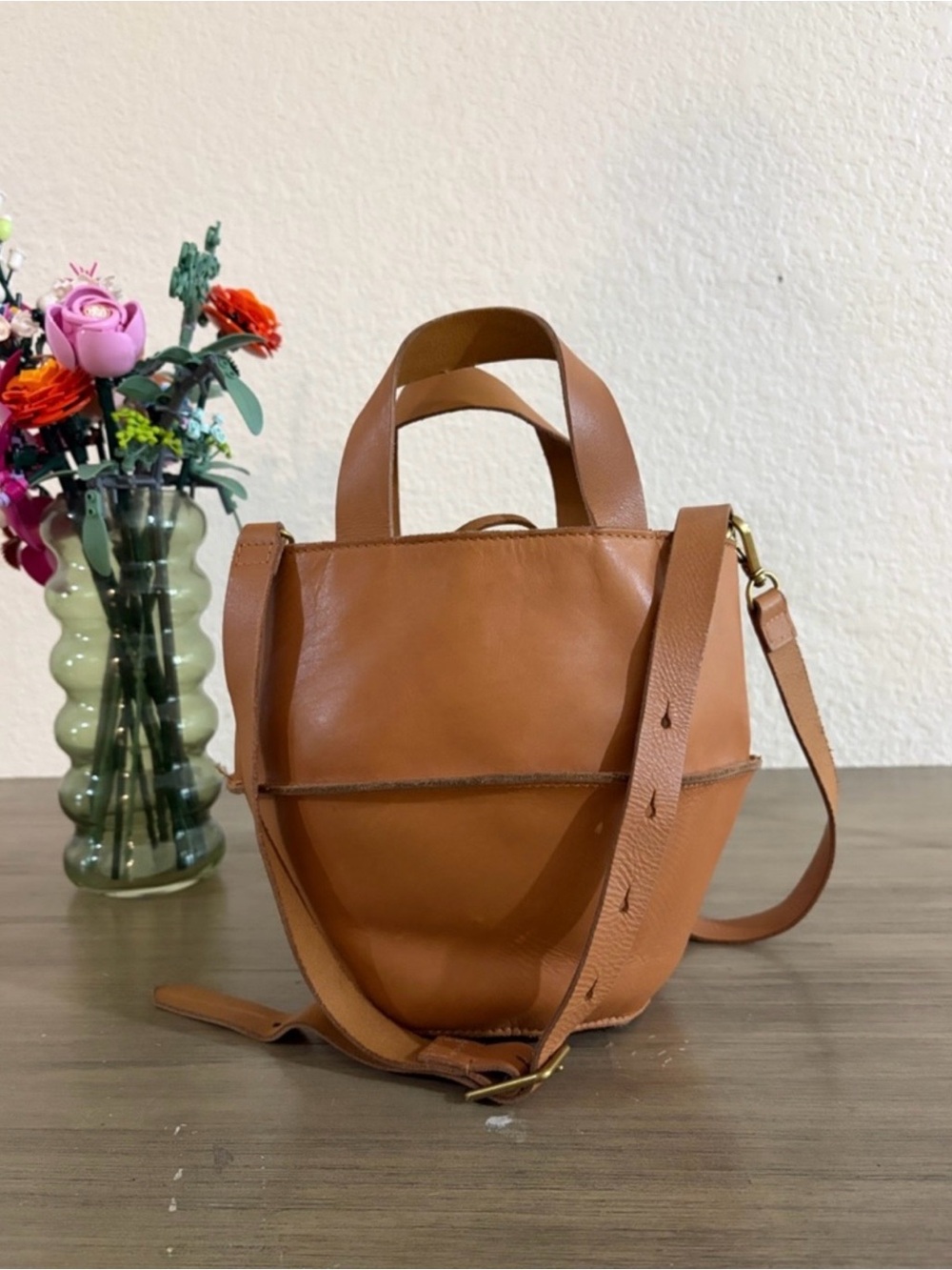 Madewell The Austin Crossbody Bag Bucket Purse Leather Brown Desert Camel